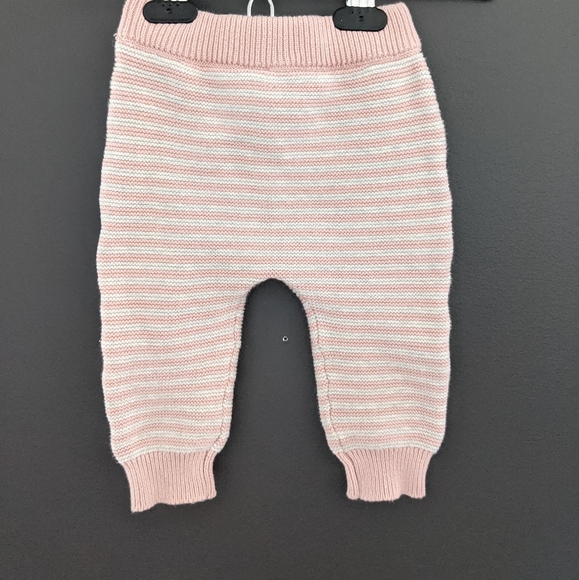 Light pink & white knit joggers - Picture 2 of 3